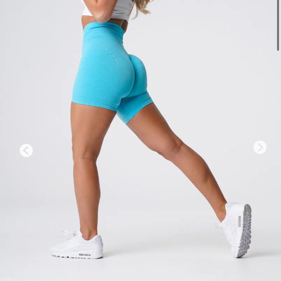 NVGTN AQUA PRO SEAMLESS SHORTS SIZE M - Picture 1 of 2